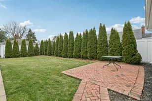 449 S 1st St, Lindenhurst, NY 11757 - Photo 40