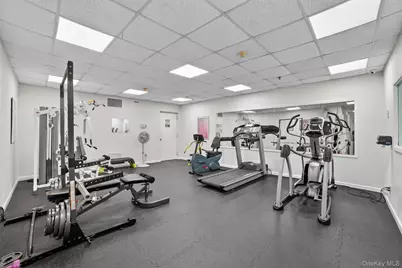 1376 Midland Ave #810, Bronxville, NY 10708 - Photo 32