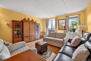 1376 Midland Ave, Bronxville, NY 10708 - Photo 18