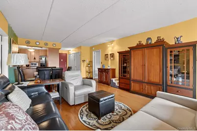 1376 Midland Ave #810, Bronxville, NY 10708 - Photo 16