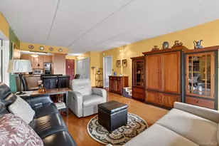 1376 Midland Ave, Bronxville, NY 10708 - Photo 16