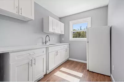 11 Glenwood Road, Glen Head, NY 11545 - Photo 22