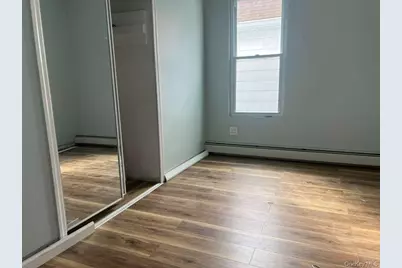 10532 130th Street, Richmond Hill, NY 11419 - Photo 6