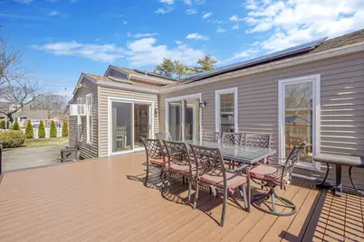 18 Wendorf Court, North Babylon, NY 11703 - Photo 12