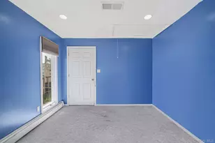 18 Wendorf Ct, North Babylon, NY 11703 - Photo 30