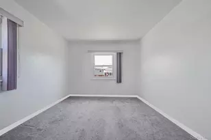 18 Wendorf Ct, North Babylon, NY 11703 - Photo 34