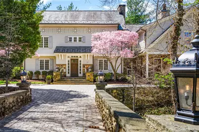 20 Oxford Road, Scarsdale, NY 10583 - Photo 1