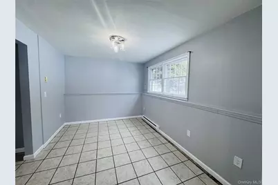 87 Ellis Avenue, Newburgh, NY 12550 - Photo 4