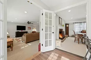 8 Kemswick Dr, Stony Brook, NY 11790 - Photo 10