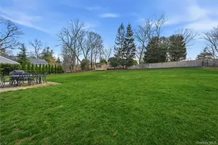 8 Kemswick Dr, Stony Brook, NY 11790 - Photo 28