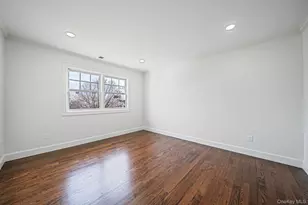 106 Fairway View Dr, Commack, NY 11725 - Photo 32