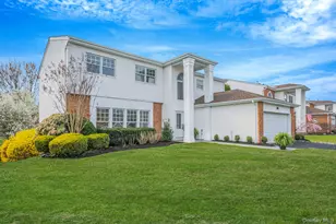 106 Fairway View Dr, Commack, NY 11725 - Photo 2