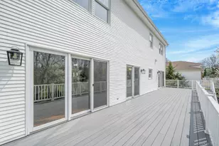 106 Fairway View Dr, Commack, NY 11725 - Photo 16