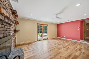 151 Wedgewood Dr, Hauppauge, NY 11788 - Photo 34