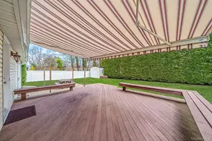 151 Wedgewood Dr, Hauppauge, NY 11788 - Photo 12