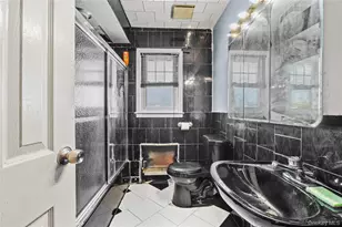 358 Litchfield Ave, Elmont, NY 11003 - Photo 12