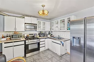 358 Litchfield Ave, Elmont, NY 11003 - Photo 8