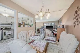 141 Conerty St, Brentwood, NY 11717 - Photo 8