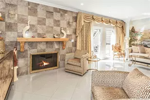 156 Southgate Cir, Massapequa Park, NY 11762 - Photo 12