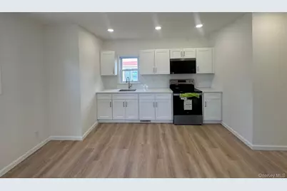 38 Carroll Street #1, Poughkeepsie, NY 12601 - Photo 2