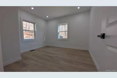 9 Park Road, Carmel, NY 10512 - Photo 12