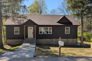 9 Park Rd, Carmel, NY 10512 - Photo 2