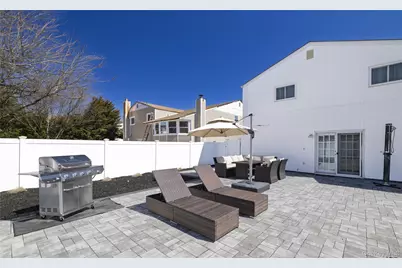 3930 Jane Lane, Oceanside, NY 11572 - Photo 26