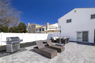 3930 Jane Ln, Oceanside, NY 11572 - Photo 26