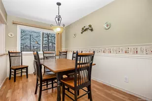 8 Town House Dr, Massapequa Park, NY 11762 - Photo 10