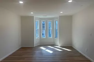 38 Carroll St, Poughkeepsie, NY 12601 - Photo 4