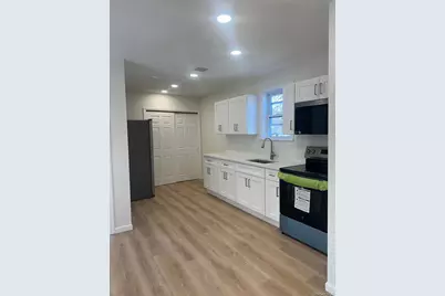 38 Carroll Street #2, Poughkeepsie, NY 12601 - Photo 2