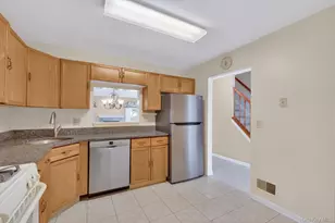 50 Jonathan Dr, Mahopac, NY 10541 - Photo 8