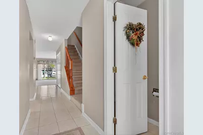 50 Jonathan Drive, Mahopac, NY 10541 - Photo 4