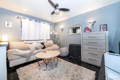 2531 Hollers Avenue, Bronx, NY 10475 - Photo 12