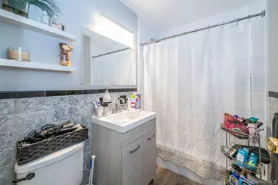 2531 Hollers Avenue, Bronx, NY 10475 - Photo 14