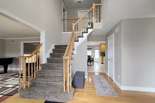 5 Dorothy Ln, Holbrook, NY 11741 - Photo 2