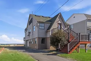 24 Milton Rd, Babylon, NY 11702 - Photo 30