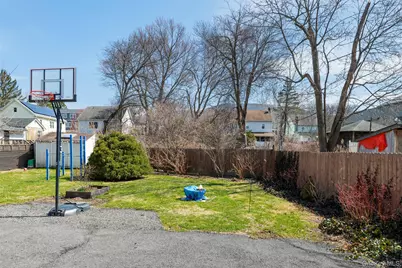 39 N Chestnut Street, Beacon, NY 12508 - Photo 34