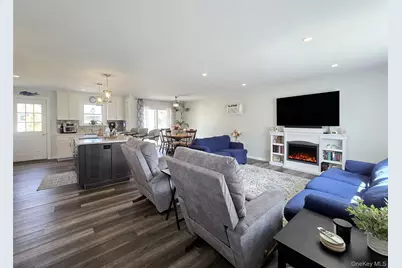 19 Appel Drive E, Shirley, NY 11967 - Photo 8