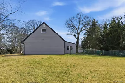56 Pennaquid Road, Coram, NY 11727 - Photo 26