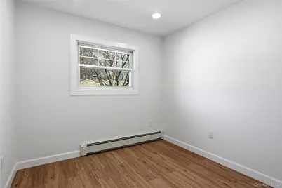 56 Pennaquid Road, Coram, NY 11727 - Photo 20