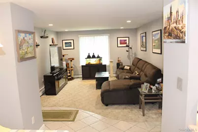 486 Daryl Drive #486, Medford, NY 11763 - Photo 6