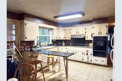 6 Pine Tree Lane, Hyde Park, NY 12538 - Photo 4