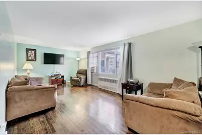 1570 Grand Avenue #24, Baldwin, NY 11510 - Photo 8