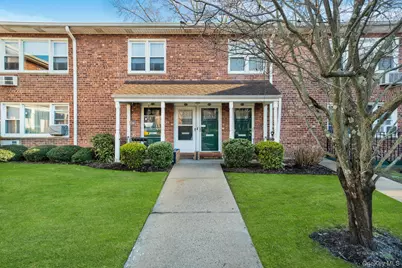 1570 Grand Avenue #24, Baldwin, NY 11510 - Photo 1