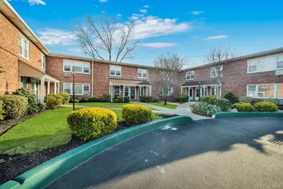 1570 Grand Avenue #24, Baldwin, NY 11510 - Photo 2