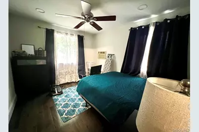 224-33 Kingsbury Avenue #B, Oakland Gardens, NY 11364 - Photo 8