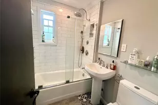 224-33 Kingsbury Ave, Oakland Gardens, NY 11364 - Photo 6