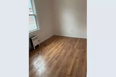 183-34 Fonda Avenue, Saint Albans, NY 11412 - Photo 6