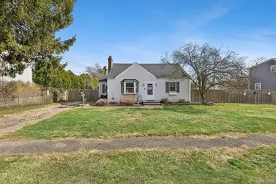 42 Smith Street, Greenlawn, NY 11740 - Photo 2